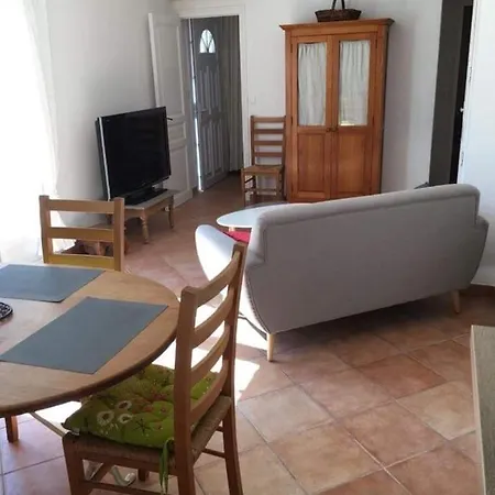 شقة Rez De Jardin T3 Le Pradet *
